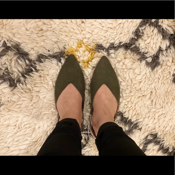 New Slingback Flats Sz. 8.5 Wide - Picture 5 of 6